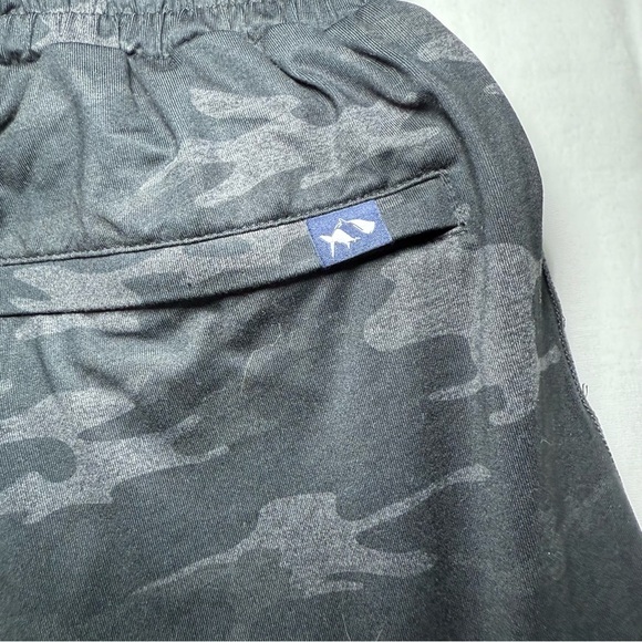 Men’s Fish Hippie The Cabuya Pant Casual Pants Size Medium Black Camo Size Small - Picture 9 of 9